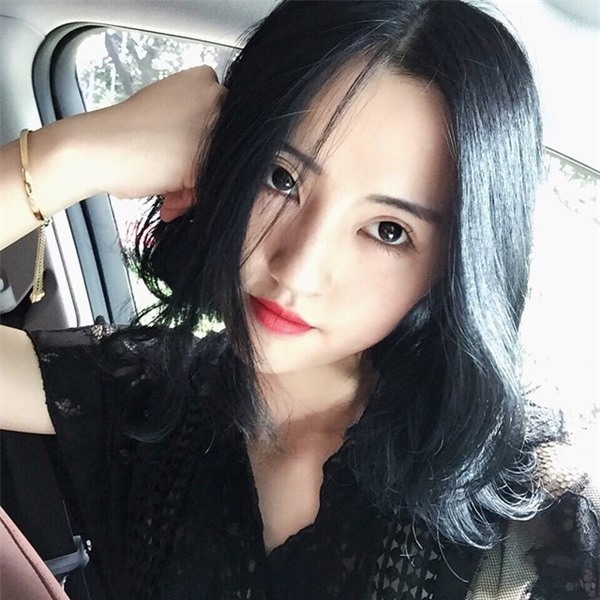 Cách trang điểm xinh lung linh cho nàng tóc ngắn - Hình 3