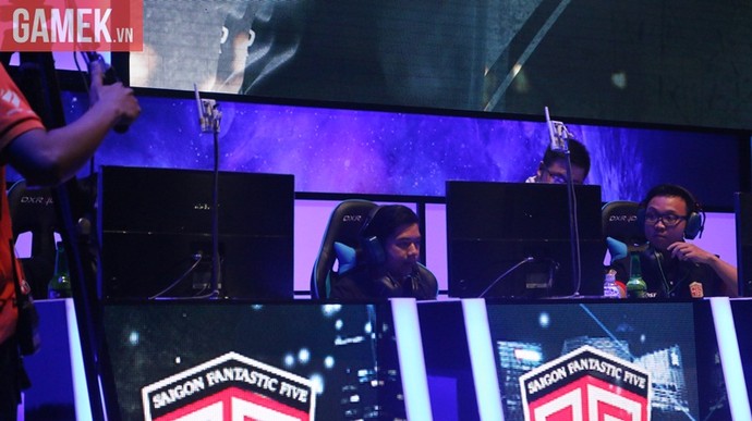 Chùm ảnh tuyệt đẹp về game thủ khi đang thi đấu tại GPL mùa hè 2015 - Hình 1