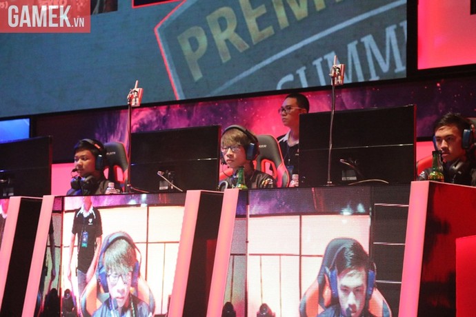 Chùm ảnh tuyệt đẹp về game thủ khi đang thi đấu tại GPL mùa hè 2015 - Hình 6