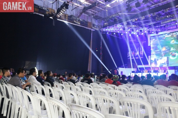 Vòng bán kết GPL Mùa Hè 2015 vẫn cực Xôm xả dù không hề đông khán giả - Hình 4