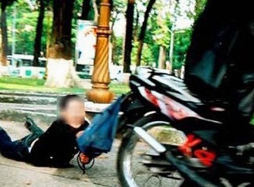Những chiêu lừa đảo, dàn cảnh cướp giật phổ biến mọi người cần đề phòng - Hình 5