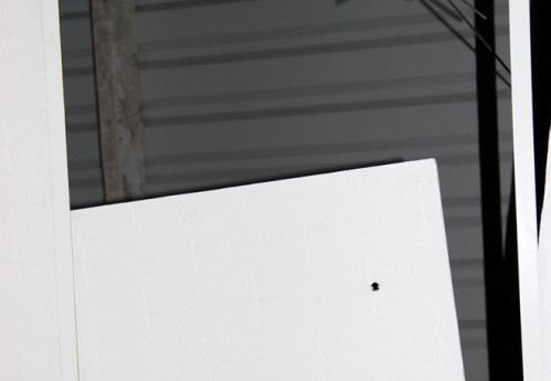 Thiếu tá nổ súng cứu bé sơ sinh đang chịu nhiều áp lực - Hình 1