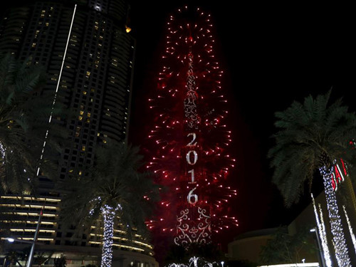 Cháy lớn ở khách sạn 63 tầng tại Dubai đêm giao thừa 2016 - Hình 4