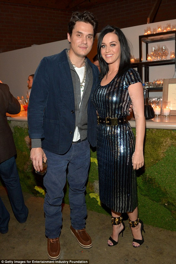 Katy Perry gập người trốn khi bị bắt gặp hẹn hò tình cũ - Hình 3