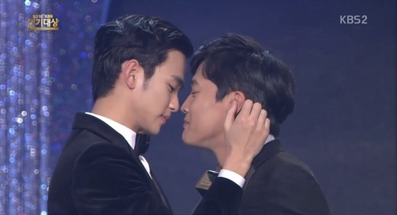 Kim Soo Hyun và Cha Tae Hyun được yêu thích nhất màn ảnh - Hình 3