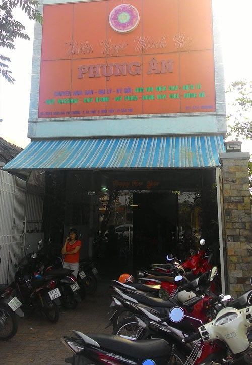 Phát hiện đại lý bán hàng đa cấp nghi trị bệnh trái phép - Hình 1