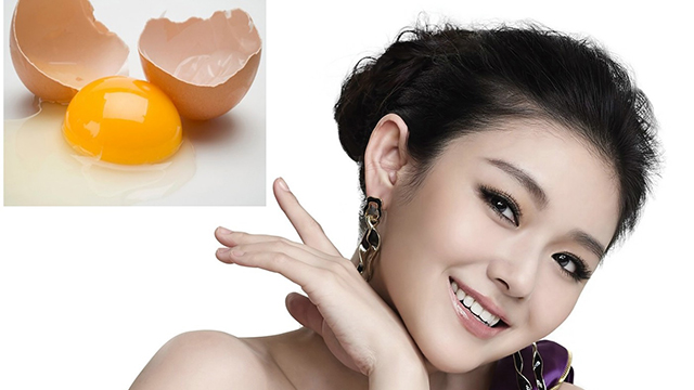 Trị mụn cám bằng trứng gà luộc độc đáo - Hình 1