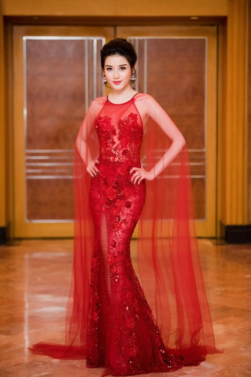 Hồ Ngọc Hà, Trương Quỳnh Anh mặc quyến rũ nhất tuần qua - Hình 4