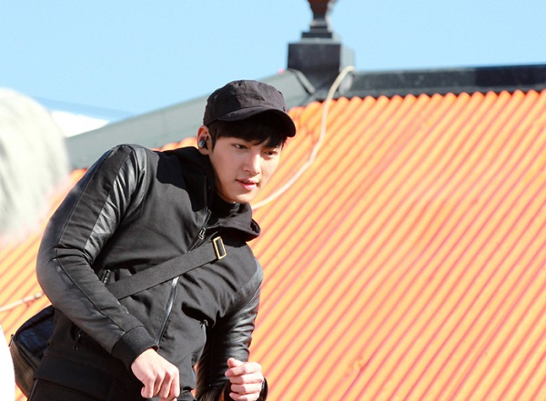 Ji Chang Wook đã trở thành ngôi sao hành động hàng đầu như thế nào? - Hình 2