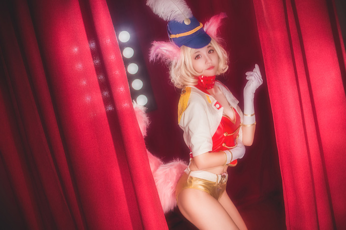 Cosplay nàng Đắc Kỷ cực dễ thương trong game Liên Minh Huyền Thoại Mobile - Hình 7
