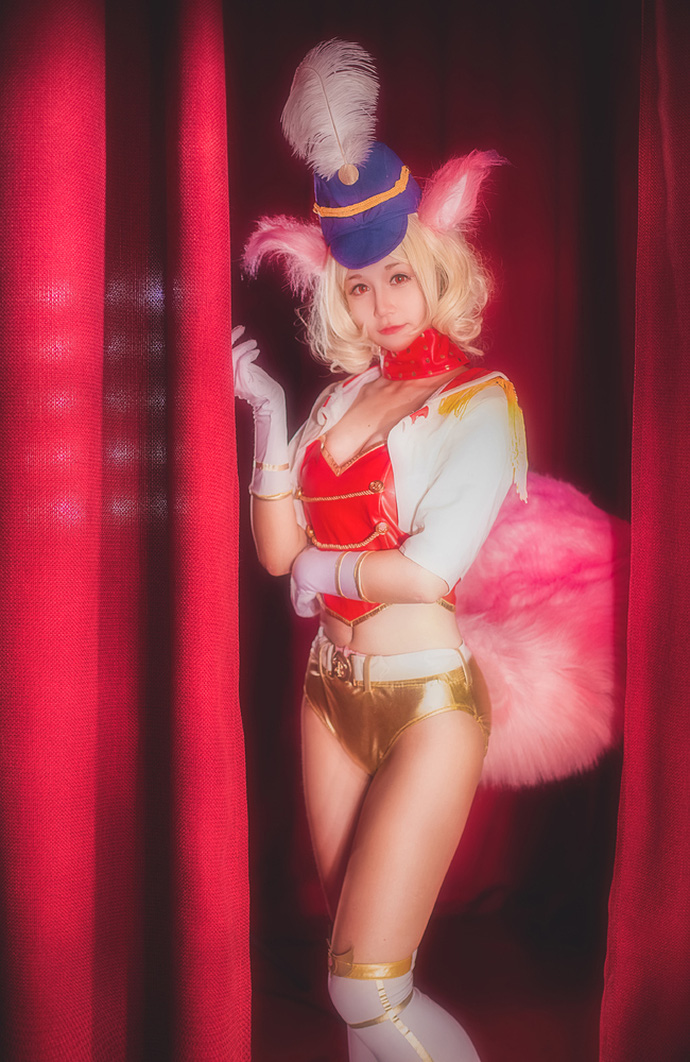 Cosplay nàng Đắc Kỷ cực dễ thương trong game Liên Minh Huyền Thoại Mobile - Hình 6