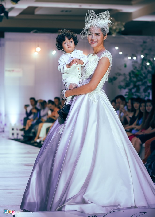 Diễm Châu: &'Cha của con trai không cần biết về bé' - Hình 2