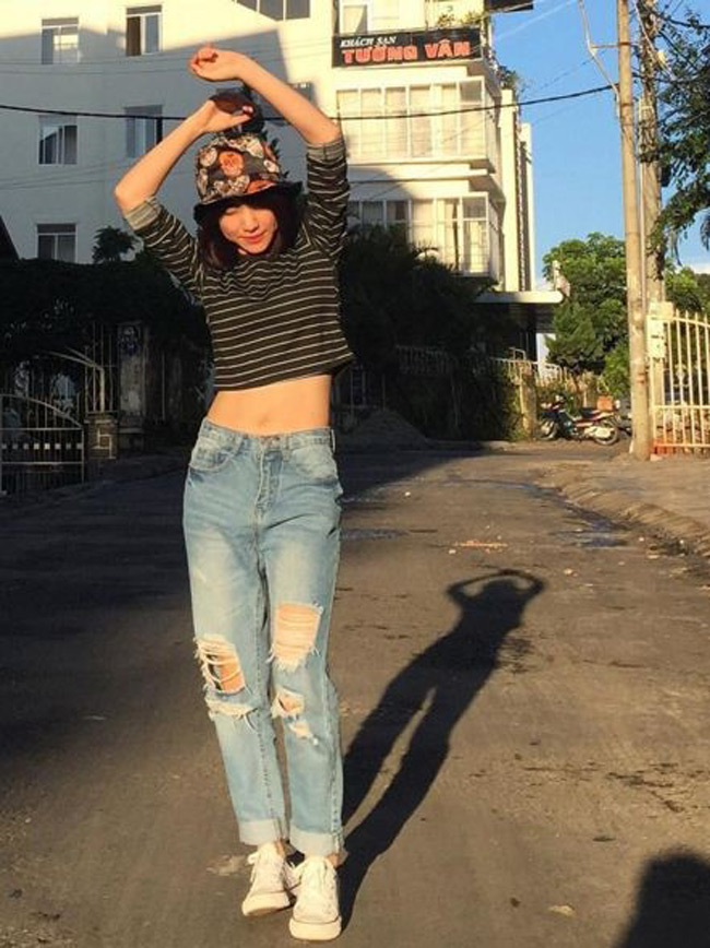 Hòa Minzy ngày càng tự tin khoe ngực đẹp sau 2 năm vào showbiz - Hình 5