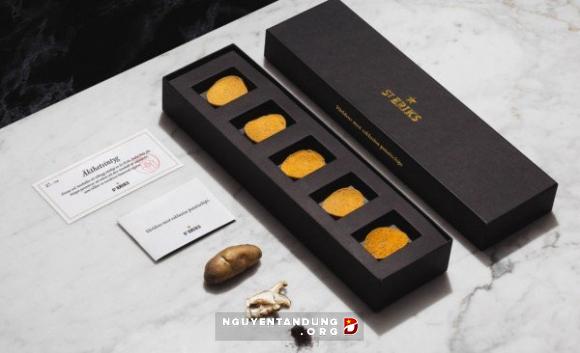 Hộp khoai tây 5 miếng đắt nhất thế giới giá 1,2 triệu đồng, xem nguyên liệu chế biến bạn sẽ biết lý do vì sao - Hình 3