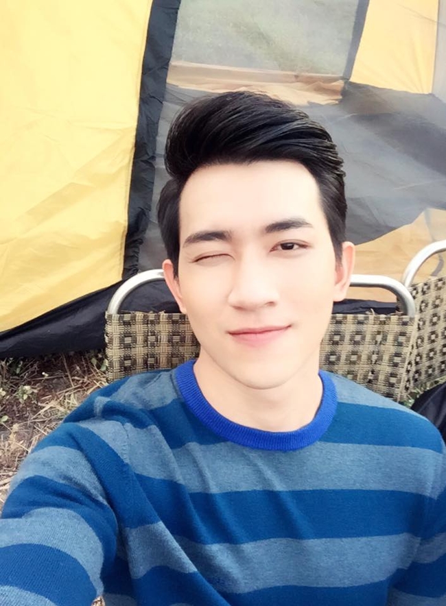 Phương Trinh lả lơi, gợi cảm bên 5 người tình màn ảnh cực điển trai - Hình 7