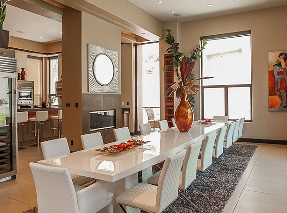 Cận cảnh căn biệt thự gần 15 triệu USD của Rihanna ở Los Angeles - Hình 3
