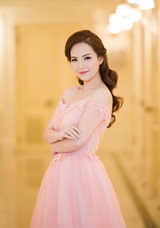 3 gam màu khiến bạn xinh yêu những ngày đầu năm 2016 - Hình 2