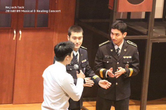 Donghae, Siwon (Super Junior) và Changmin (DBSK) bị chỉ trích vì được nhận biệt đãi trong quân ngũ - Hình 4