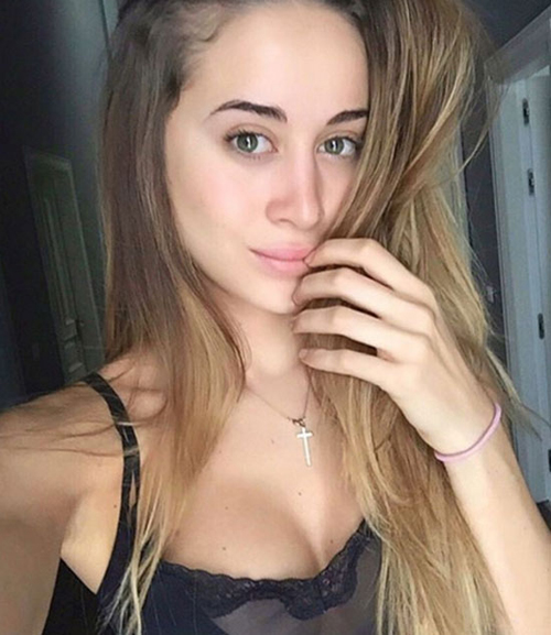 Hình ảnh quyến rũ của Claudia Hierro - Hình 5