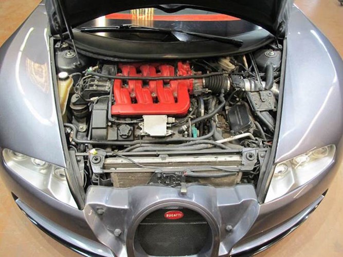 Ông hoàng tốc độ Bugatti Veyron giá chưa đến 2 tỷ đồng? - Hình 9