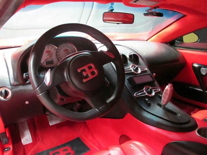 Ông hoàng tốc độ Bugatti Veyron giá chưa đến 2 tỷ đồng? - Hình 7