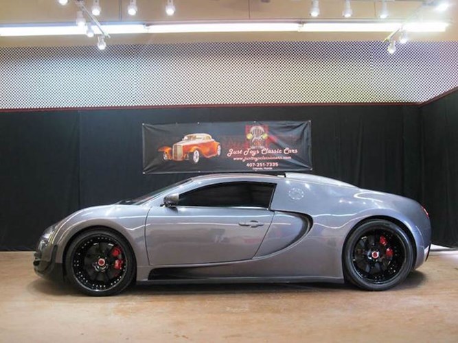 Ông hoàng tốc độ Bugatti Veyron giá chưa đến 2 tỷ đồng? - Hình 2