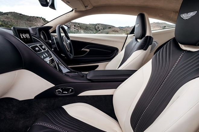 Aston Martin DB11 mạnh 600 mã lực trình làng - Hình 6