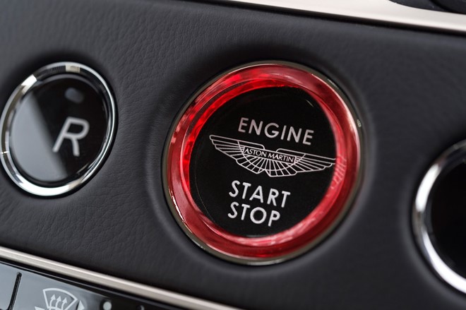 Aston Martin DB11 mạnh 600 mã lực trình làng - Hình 9