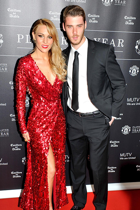 Bồ David De Gea khoe thân thể trong bộ ảnh... ướp nhẹp - Hình 2
