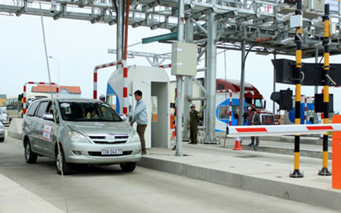 Bộ GTVT hối thúc nhà đầu tư BOT triển khai thu phí không dừng - Hình 1