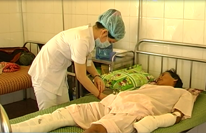Chồng cũ chặn đường đánh vợ nát xương tay - chân, bỏ lại trong rừng - Hình 1