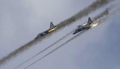 Không quân Nga ném bom dữ dội Đông Aleppo - Hình 1