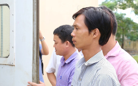 Truy tố đối tượng giết vợ và tình địch - Hình 1