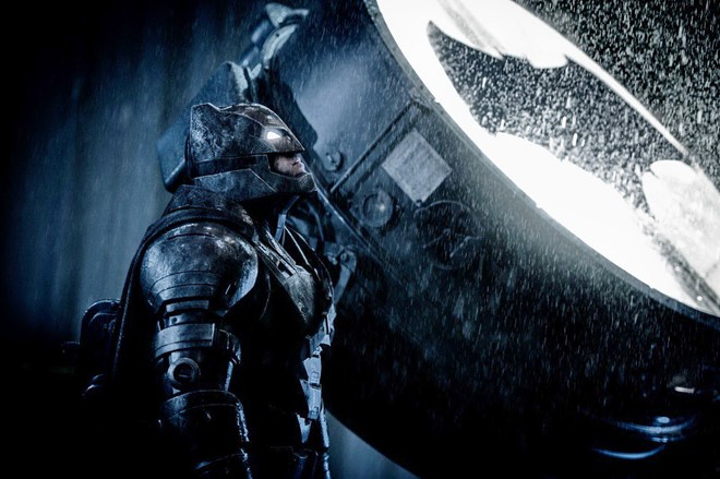 &'Batman v Superman' giảm mạnh doanh thu trong tuần thứ hai - Hình 1