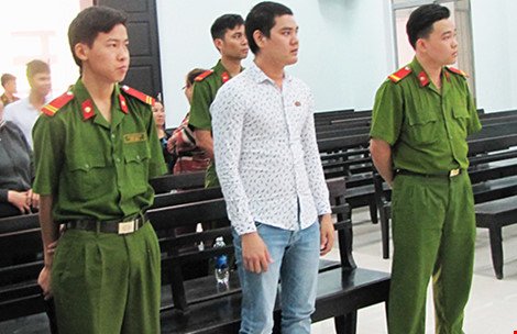 Tố bị công an gài bẫy trong vụ cướp - Hình 1