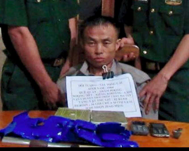 Bắt vụ vận chuyển 2 bánh heroin, 3.000 viên ma túy tổng hợp - Hình 1
