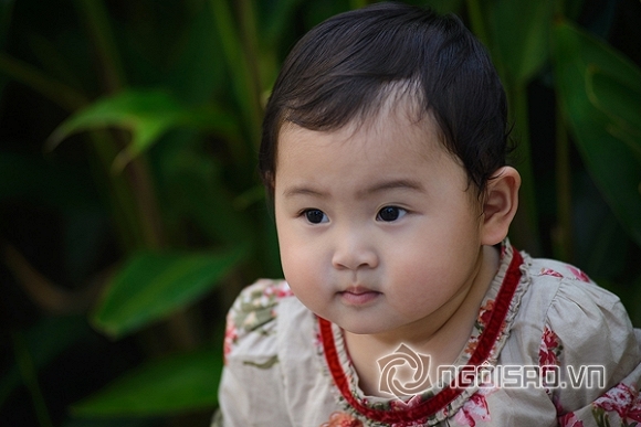 Cận mặt vẻ đẹp thiên thần của con gái nhà Hoa hậu Việt - Hình 21
