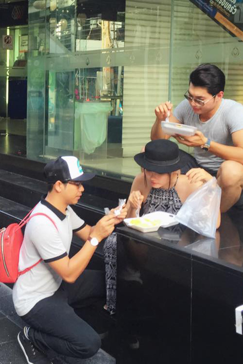 Ngọc Lan và bạn trai tình tứ ở Thái Lan - Hình 6