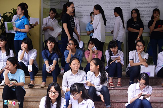 Thí sinh tự tin làm bài thi Đánh giá năng lực - Hình 3