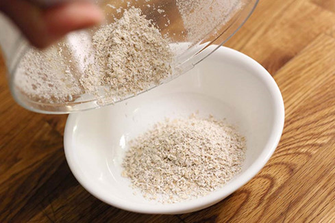 Những công dụng làm đẹp da không thể ngờ từ bột yến mạch - Hình 2