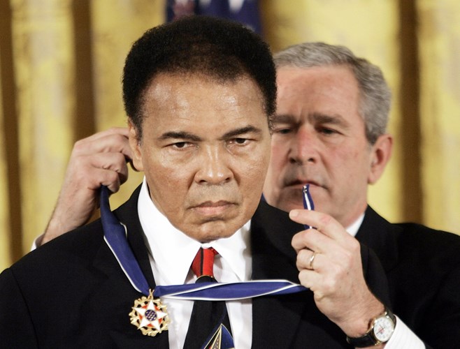 Tiết lộ thú vị về huyền thoại quyền anh Muhammad Ali - Hình 4
