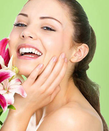 Công nghệ ánh sáng vi điểm trong điều trị sẹo mụn, rỗ - Hình 1
