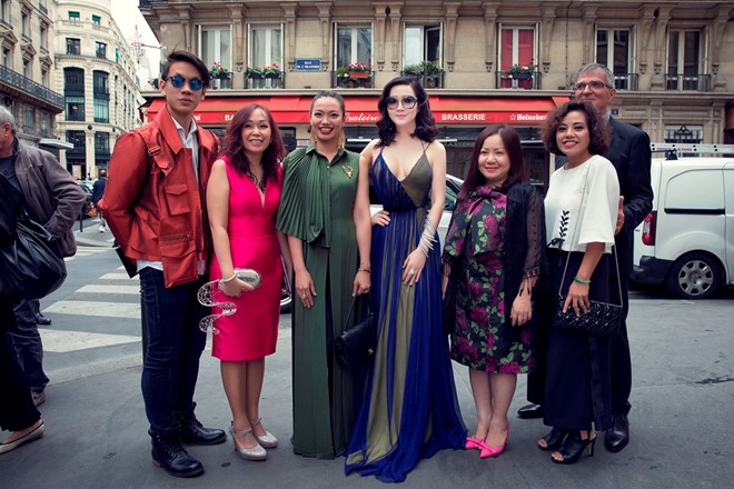 Giáng My gợi cảm dự Tuần lễ thời trang Paris - Hình 8
