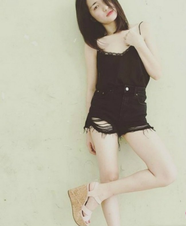 Hòa Minzy ngày càng bạo dạn với hình ảnh mát mẻ - Hình 17