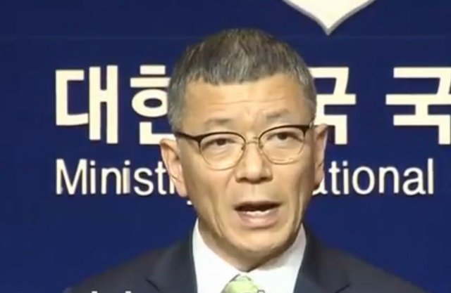 Kí kết xong vụ lắp tên lửa THAAD, Hàn Quốc chỉ trích TQ - Hình 1