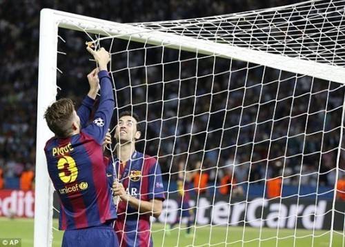 Những sở thích quái đản không thể tin nổi của Ronaldo và các ngôi sao bóng đá - Hình 3
