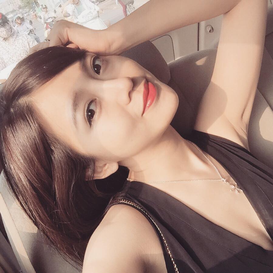 Rơi nước mắt xúc động với câu chuyện không thể tin nổi của hotgirl Tú Linh tại sân bay - Hình 6