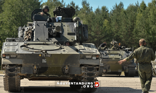 Đức, Latvia tập trận đề phòng tấn công từ Nga - Hình 1