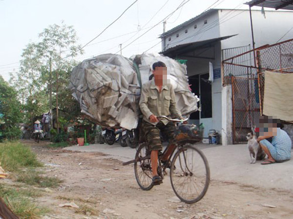 Mẹ cầm 30 triệu đến đòi anh ve chai chia tay con gái mình nhưng cách đáp trả của anh... - Hình 2