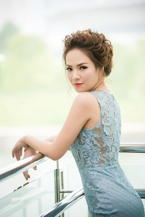 Vợ chồng Đan Lê - Khải Anh diễn chuyện ngôn tình trước ống kính - Hình 2